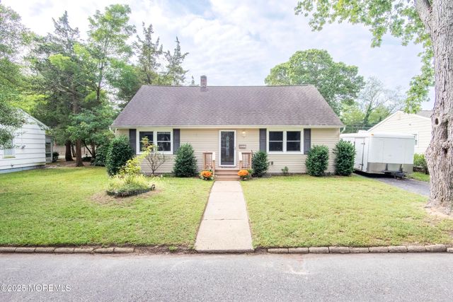 313 Shawnee Drive, Brick, NJ 08724