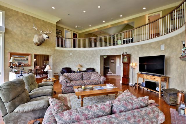 657 Town Farm Road, Ludlow, VT 05149