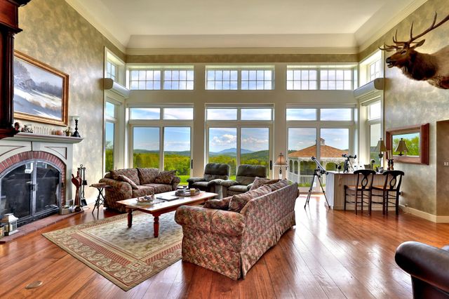 657 Town Farm Road, Ludlow, VT 05149