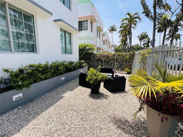 526 15th St 15, Miami Beach, FL 33139