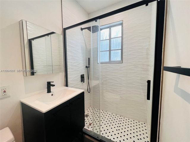 526 15th St 15, Miami Beach, FL 33139