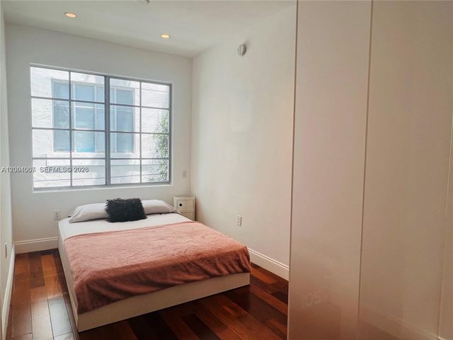 526 15th St 15, Miami Beach, FL 33139