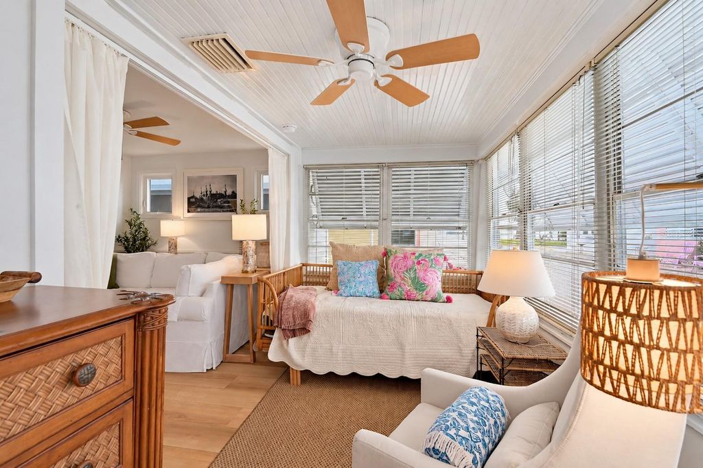12 LAFAYETTE STREET, BRADENTON, FL 34208 — photo 2