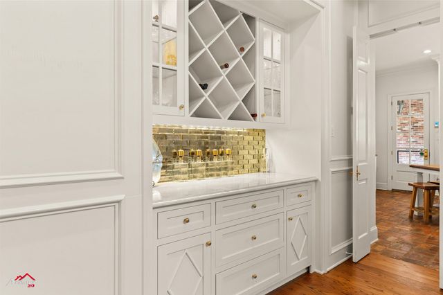 7211 Gilbert Drive, Shreveport, LA 71106