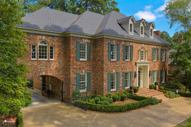 7211 Gilbert Drive, Shreveport, LA 71106