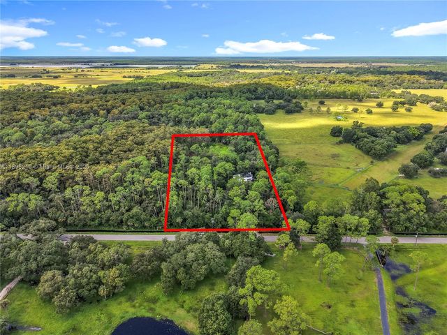 1270 Tom Coker Rd, Other City - In The State Of Florida, FL 33935