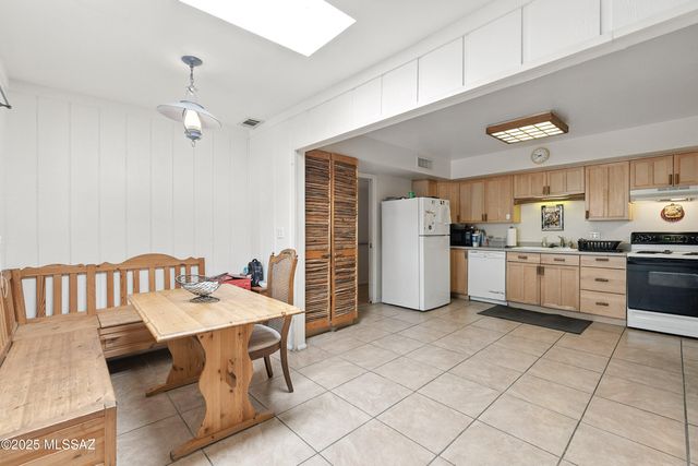 2154 N Calle De Vida, Tucson, AZ 85715