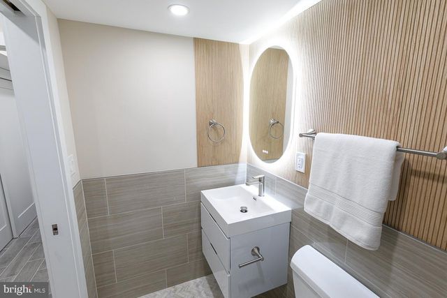 336 OAKDALE PL NW, Washington, DC 20001