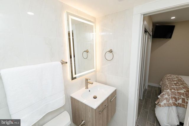 336 OAKDALE PL NW, Washington, DC 20001