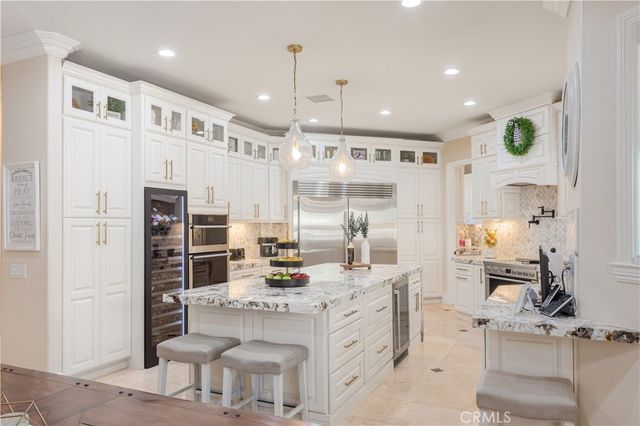 38580 Celine Cove, Murrieta, CA 92562