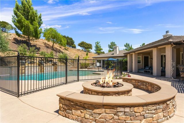 38580 Celine Cove, Murrieta, CA 92562