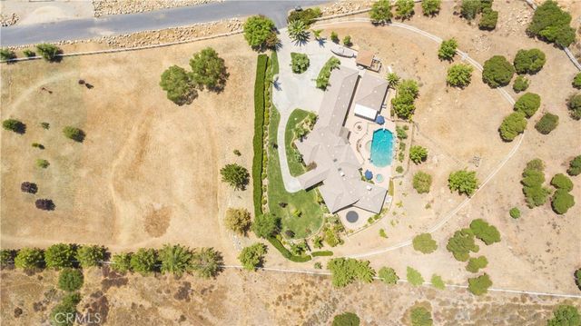 38580 Celine Cove, Murrieta, CA 92562