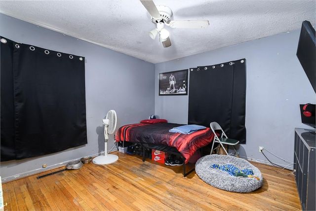 1103 W 19th Terrace, Lawrence, KS 66046