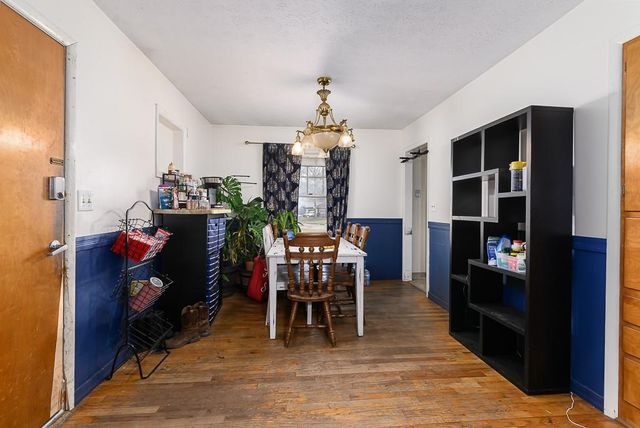 1103 W 19th Terrace, Lawrence, KS 66046