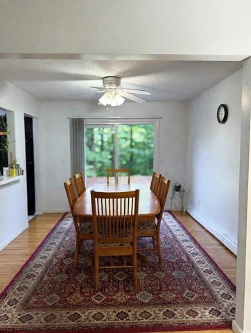 394 Bedford St, Lakeville, MA 02347