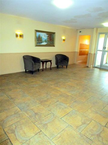 255 Bronx River Road 3K, Yonkers, NY 10704