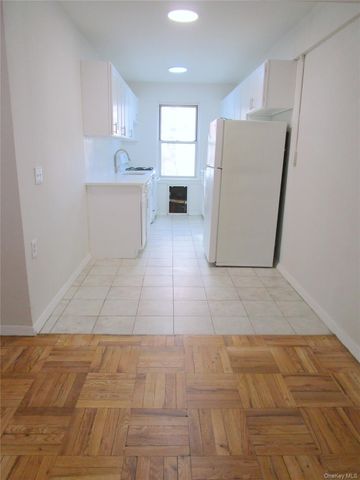 255 Bronx River Road 3K, Yonkers, NY 10704