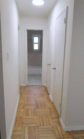 255 Bronx River Road 3K, Yonkers, NY 10704