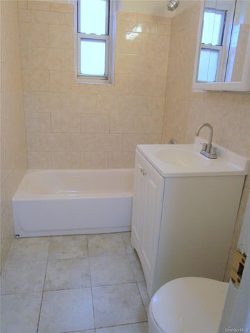 255 Bronx River Road 3K, Yonkers, NY 10704