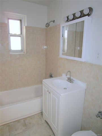 255 Bronx River Road 3K, Yonkers, NY 10704