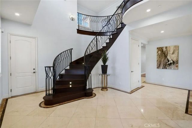 6108 Hart Avenue, Temple City, CA 91780