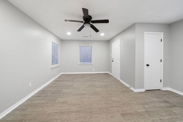 11 Spear Road, North Little Rock, AR 72117