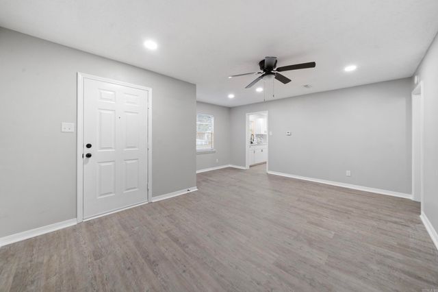 11 Spear Road, North Little Rock, AR 72117