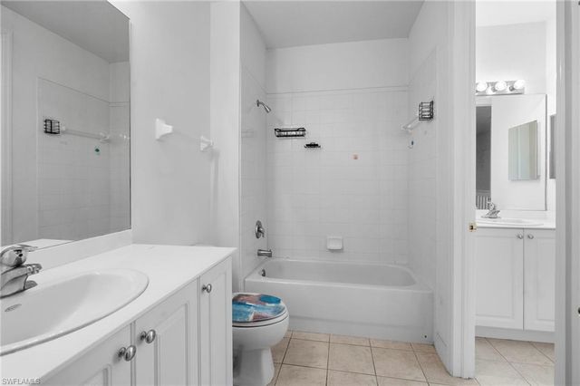 6010 Jonathans Bay CIR 102, Fort Myers, FL 33908