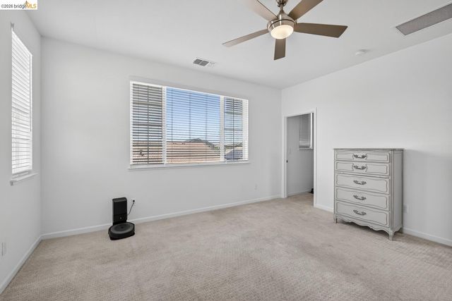 669 Longmont Dr, Oakley, CA 94561
