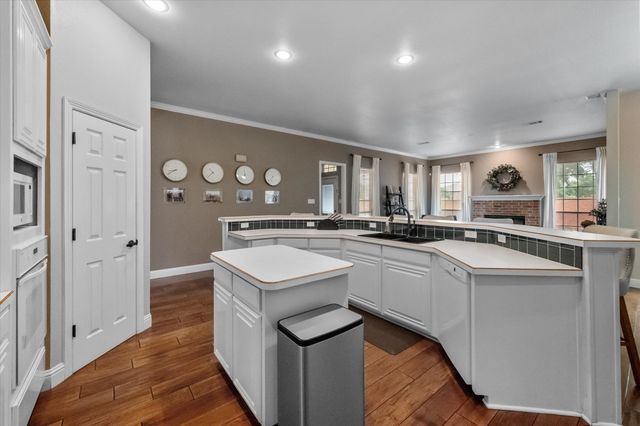 3 Savoy Court, Mansfield, TX 76063