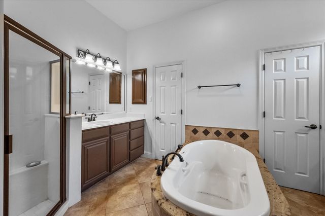 3 Savoy Court, Mansfield, TX 76063