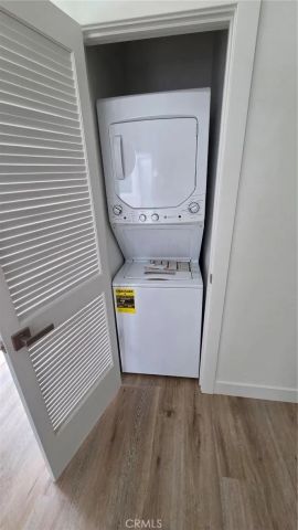 988 El Camino 106, Costa Mesa, CA 92626