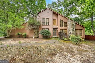 1176 Ashley Lake Drive, Marietta, GA 30062