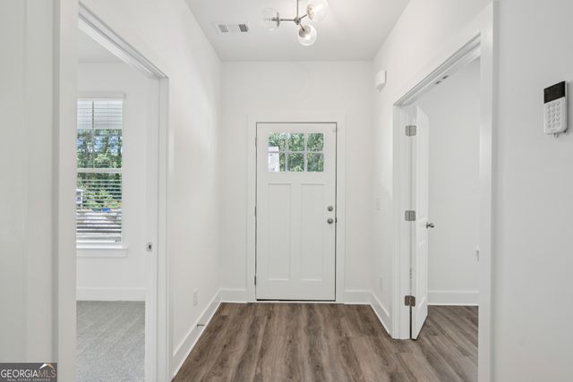 3135 Stonegate Drive SW, Atlanta, GA 30331