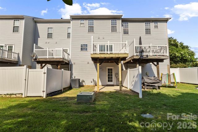 11022 Garden Oaks Lane, Charlotte, NC 28273