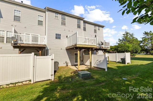 11022 Garden Oaks Lane, Charlotte, NC 28273