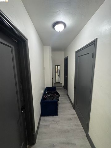 2100 5th Ave, Oakland, CA 94606
