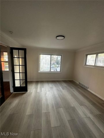 3389 Kildare Road, Cleveland Heights, OH 44118