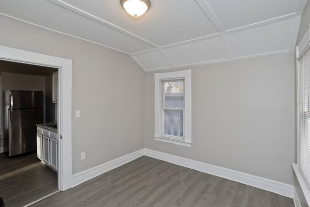 81 Hayden Ave, Springfield, MA 01109