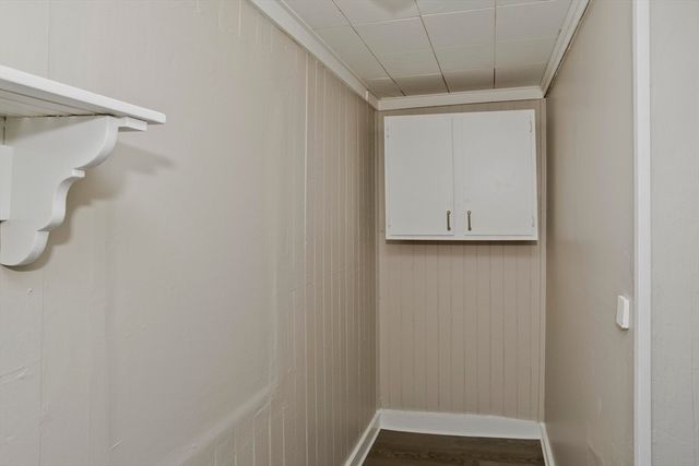 81 Hayden Ave, Springfield, MA 01109