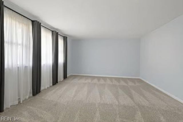 301 Woodbridge DR, Chesapeake, VA 23322