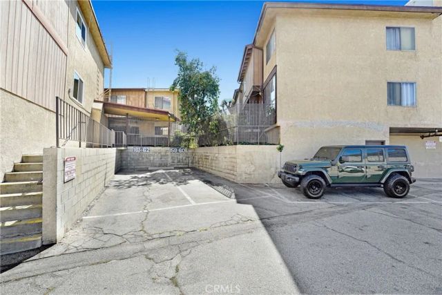 7301 Lennox Avenue D13, Van Nuys, CA 91405
