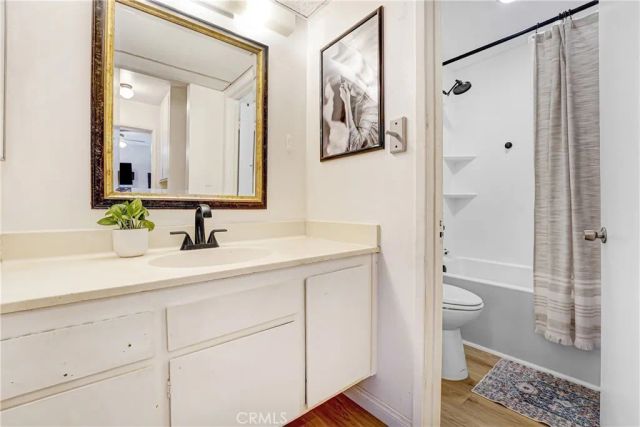 7301 Lennox Avenue D13, Van Nuys, CA 91405