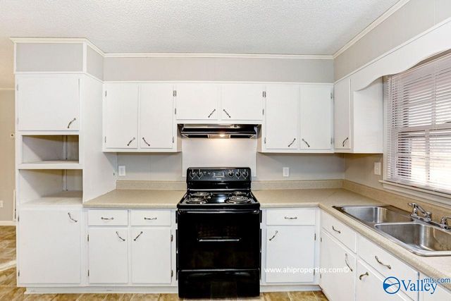 107 Scotland Drive, Athens, AL 35611