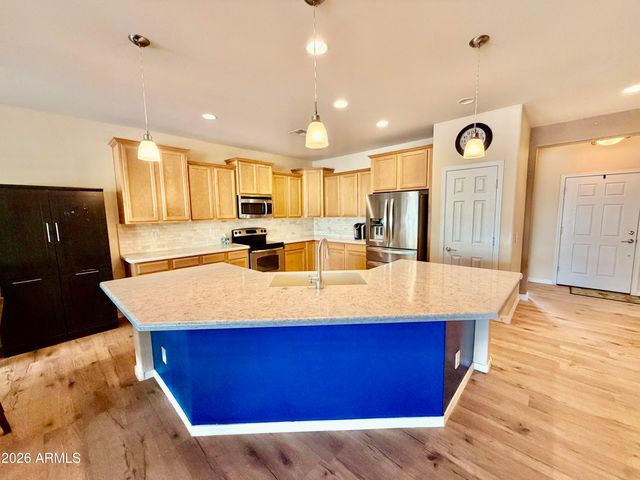 6746 W SANDPIPER Way, Florence, AZ 85132