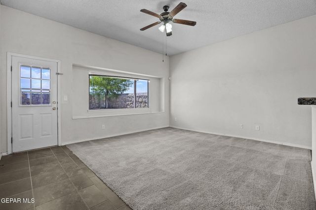 813 Desert Bush Drive, Horizon City, TX 79928
