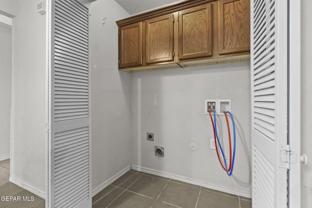 813 Desert Bush Drive, Horizon City, TX 79928