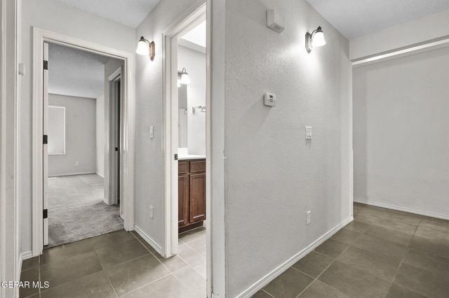 813 Desert Bush Drive, Horizon City, TX 79928