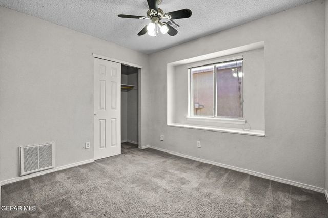 813 Desert Bush Drive, Horizon City, TX 79928
