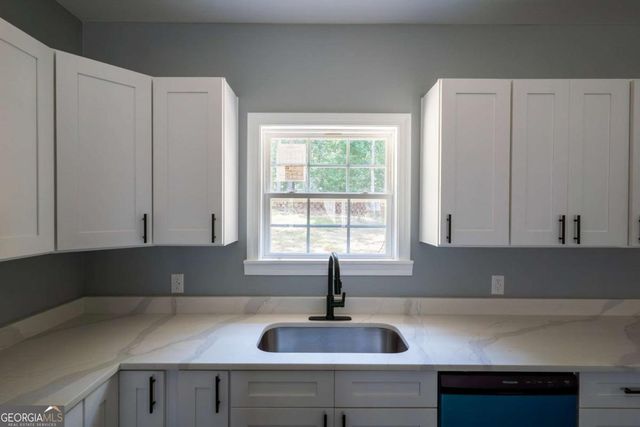 133 E Clinton Drive, Rome, GA 30165